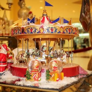 Χριστουγεννιάτικες Διακοσμητικές Παραστάσεις